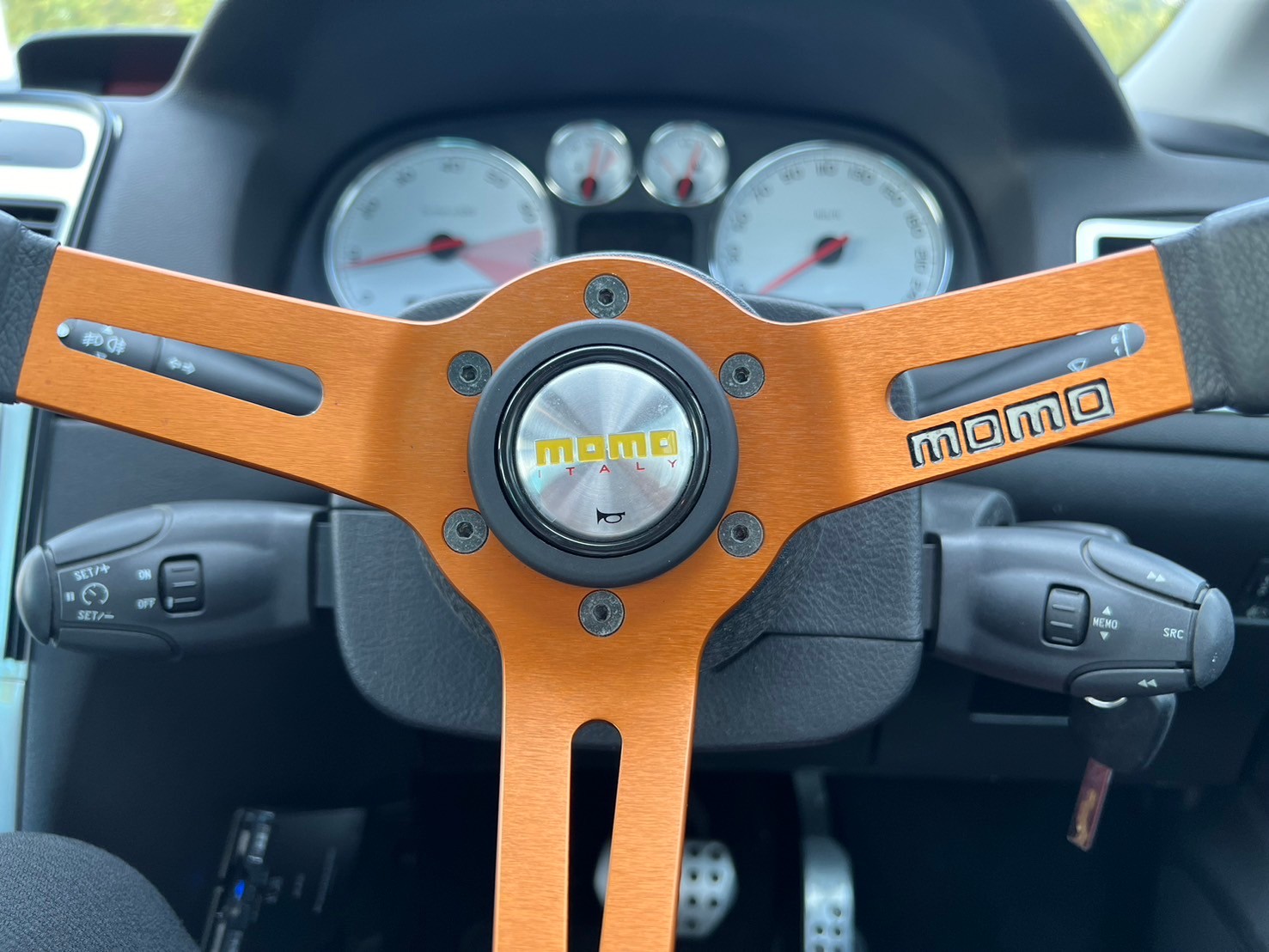 車両写真